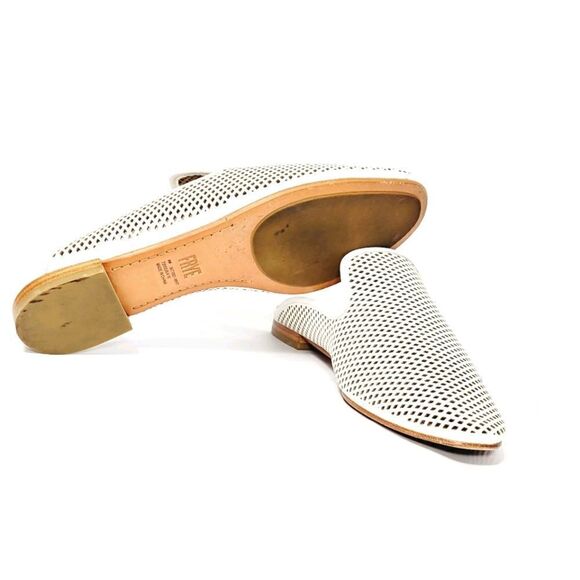 Frye   - Picture 2 of 9